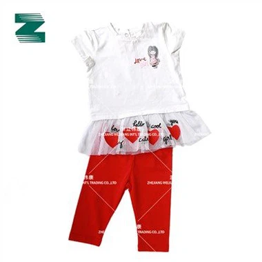 Dječja bluza s udubljenim mrežastim dnom i ukrasom od podstava